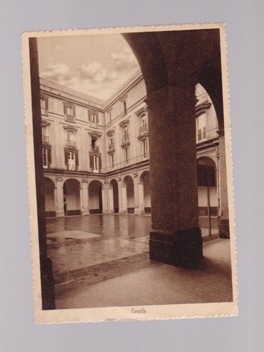 Napoli cortile istituto - -,