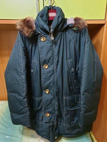 Giubbino bomber uomo post