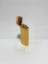 Accendino Le Must De Cartier Godron Placcato Oro E Fascia Bordeaux