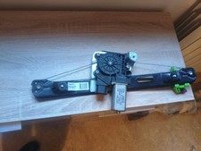 Coppia Di Alzavetri Posteriori