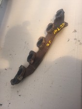 Mercedes ML270 2.7 Manifold