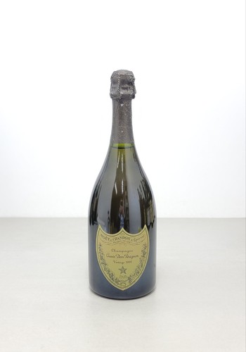 Dom perignon champagne - perignon,