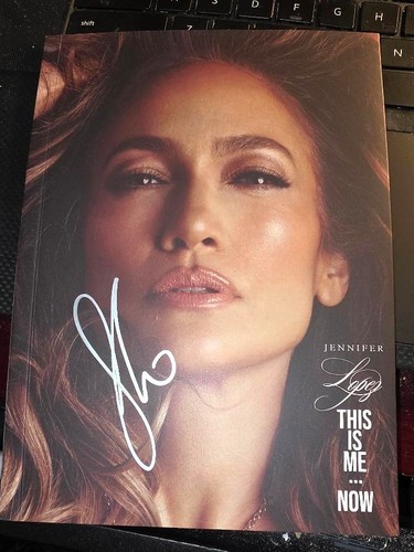 Jennifer lopez signed - lopez, is