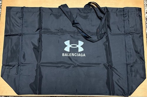 Balenciaga under armor tote - under,