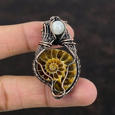 Ciondolo avvolto in filo