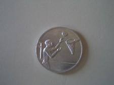 VECCHIA MEDAGLIA MEDAGLIETTA IN ALLUMINIO PALLACANESTRO PALLA A CANESTRO BASKET