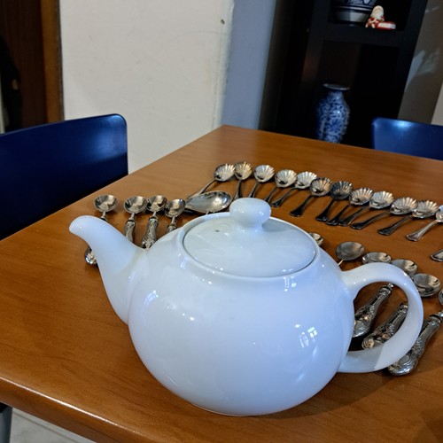 Teiera bianca semplice - bianca,