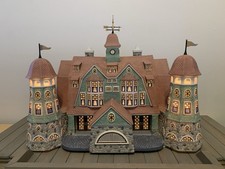 Grandview Shores Hotel -