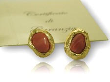 Orecchini con coRallo rossO
