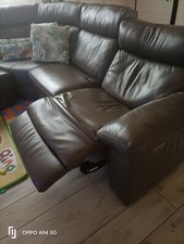 divano angolare con seduta reclinabile automatica e poggia piedi