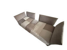 Divano Saba 2/3 posti, Made in Italy, ottime condizioni.