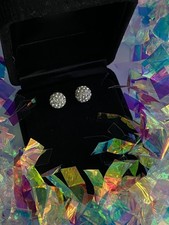 Orecchini a perno sfera