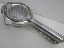 vecchio strumento da cucina bar per spremere limoni in alluminio LEMON PRESS di