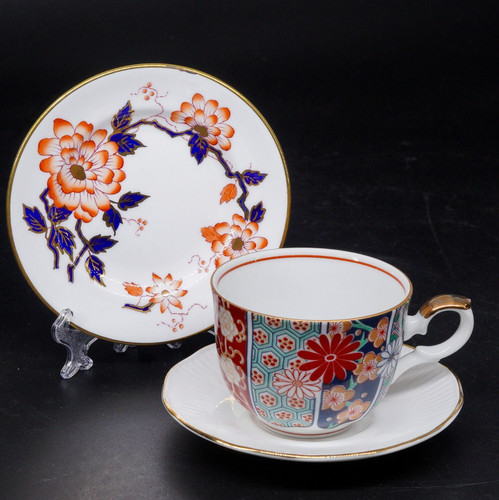 Tazza artia non - artia,