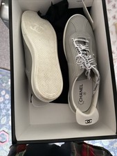 Sneakers Chanel grigio chiaro