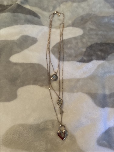 Collana strati con ciondolo - con,