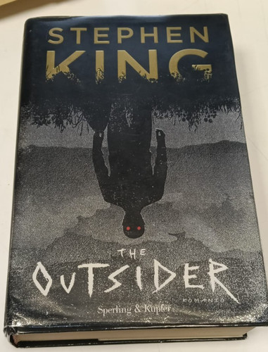 The outsider stephen king - -,