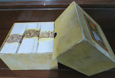 SCATOLA VECCHIA VINTAGE CON 150 BUSTE COLOR BURRO Art.016 LETTERA IDEA REGALO