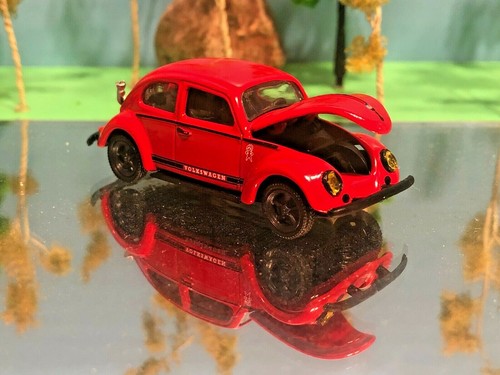 Maggiolino volkswagen rosso - volkswagen,