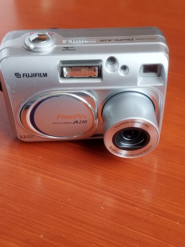 Fujifilm finepix 210 - a,
