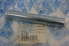 Perno cavalletto centrale