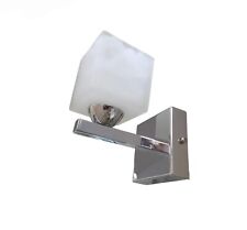 Applique moderna in metallo