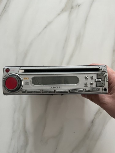 Autoradio audiola - am/fm,