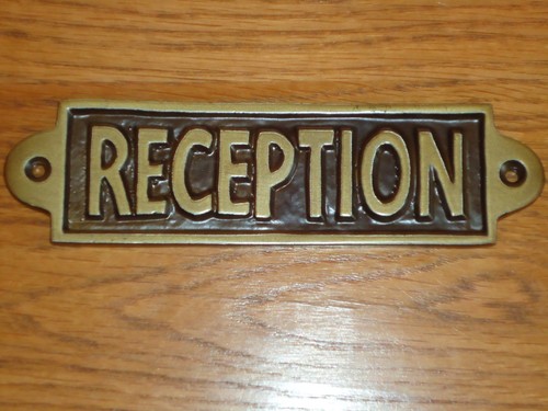 Targa metallo per reception - in,