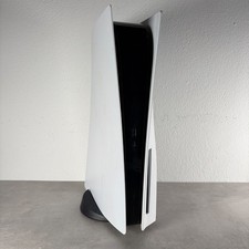 PLAYSTATION 5 CONSOLE Blu-Ray