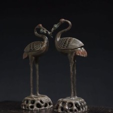 Coppia gru brucia incenso