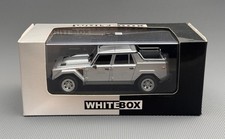 WhiteBox Lamborghini LM 002 argento scala 1:43 WB105