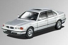 BMW 740i L (E38)  - silver -