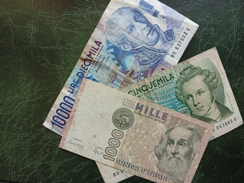 Italy banknotes - italy,
