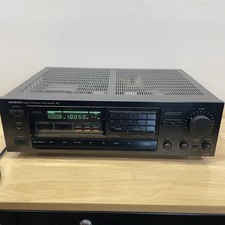 Amplificatore stereo integrato