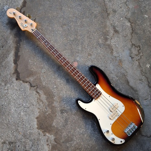 Squier fender precision - squier,