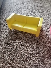 Divano divano giallo vintage