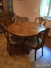 Bellissimo tavolo tondo in legno massiccio allungabile per 6/10 persone