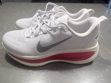 NUOVO Uomo Nike Zoom Vomero 18