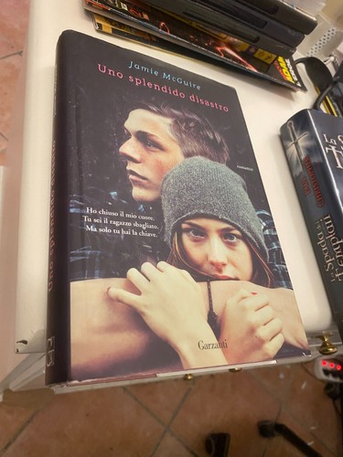 Libro uno splendido - libro, disastro