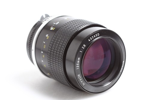 Nikon nikkor 135 ai - nikon,