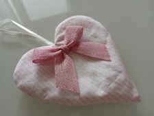 Cuore Rosa Con Fiocco Da Appendere Decorazione Cameretta Bimba