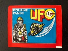 UFO BUSTINA FIGURINE PIENA NEW