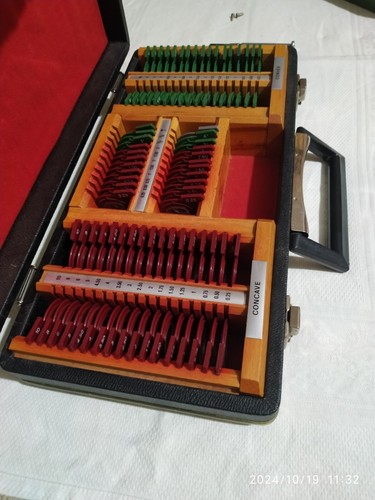 Cassetta oculistica portatile