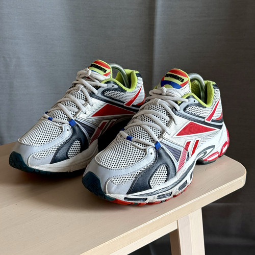 Vetements 2019 reebok spike - vetements,
