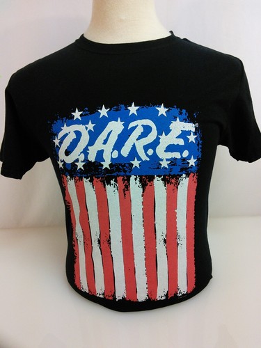 Vintage e maglietta - vintage, d.a.r.e.