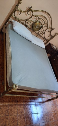 Letto matrimoniale ottone - in,