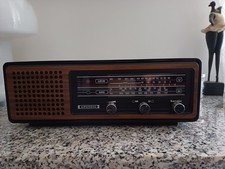 Radio d'epoca a transistor Grundig modello RF45