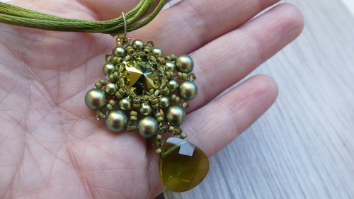 Collana ciondolo verde - verde, oliva