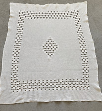 Coperta bianca fatta a mano