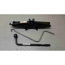 Martinetto Cric TOYOTA AURIS 1.8B HYBRID SW 2015